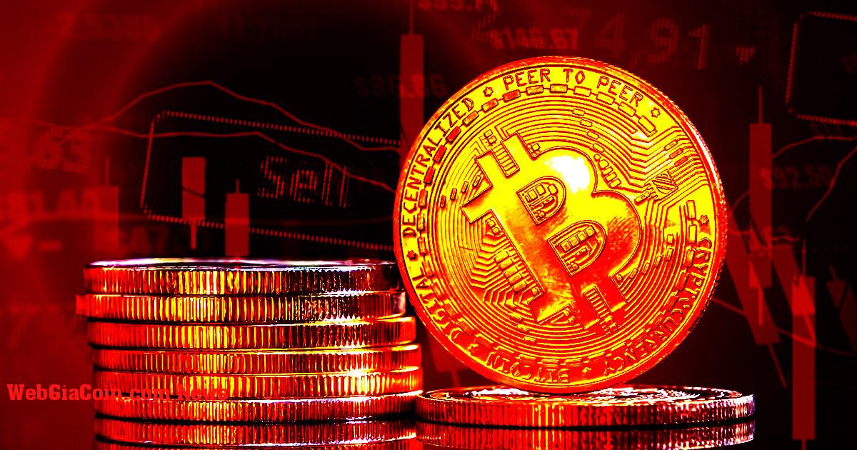 Máy khai thác bitcoin buộc phải bán trang trải chi phí hoạt động