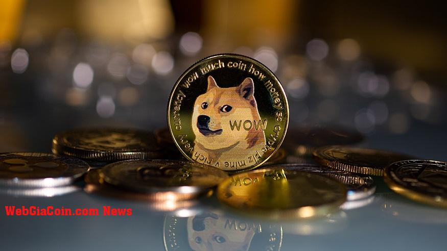 Dogecoin trở lại Top 10 tiền điện tử, nhưng giá tiếp tục gặp khó khăn