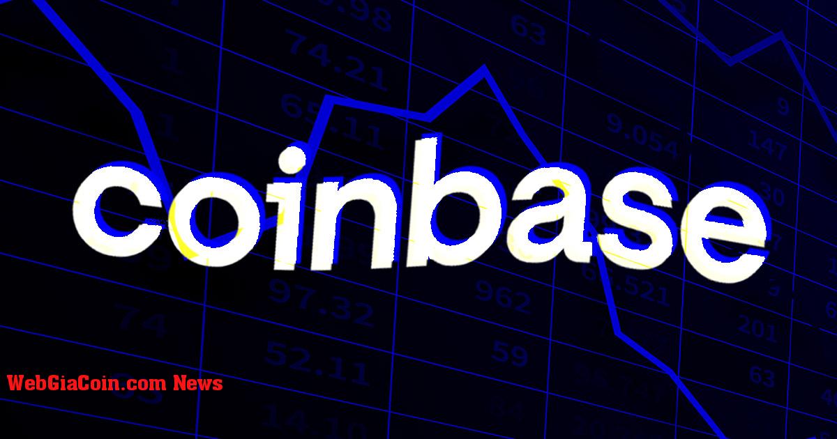 Coinbase bị các nhà phân tích hạ cấp trong bối cảnh tranh cãi về quy định