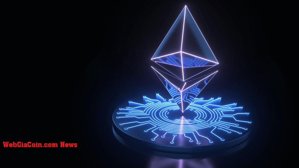 Người dùng Ethereum hàng ngày lao dốc trong bối cảnh doanh thu mạng giảm