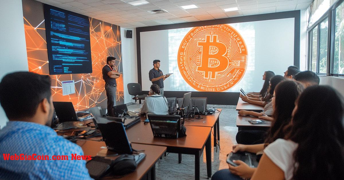 El Salvador triển khai chương trình đào tạo Bitcoin cho 80.000 công chức