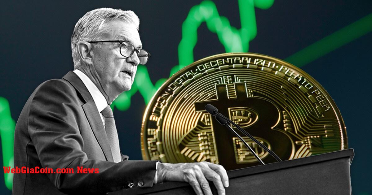 Bitcoin tạm thời đạt 62.000 đô la sau bài phát biểu của Powell về triển vọng kinh tế