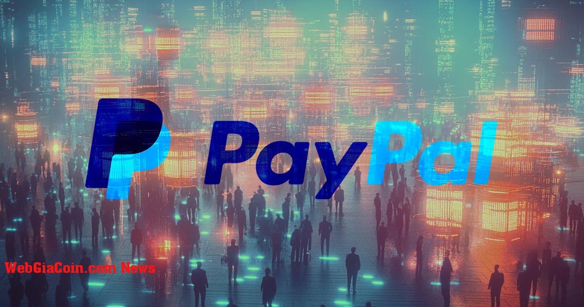 PayPal thanh toán hóa đơn với EY bằng PYUSD cho khoản thanh toán kinh doanh đầu tiên