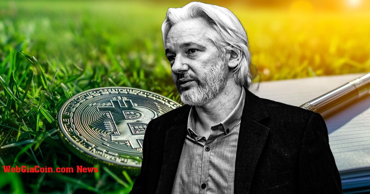 Julian Assange cho rằng blockchain có mục đích cao cả hơn Bitcoin