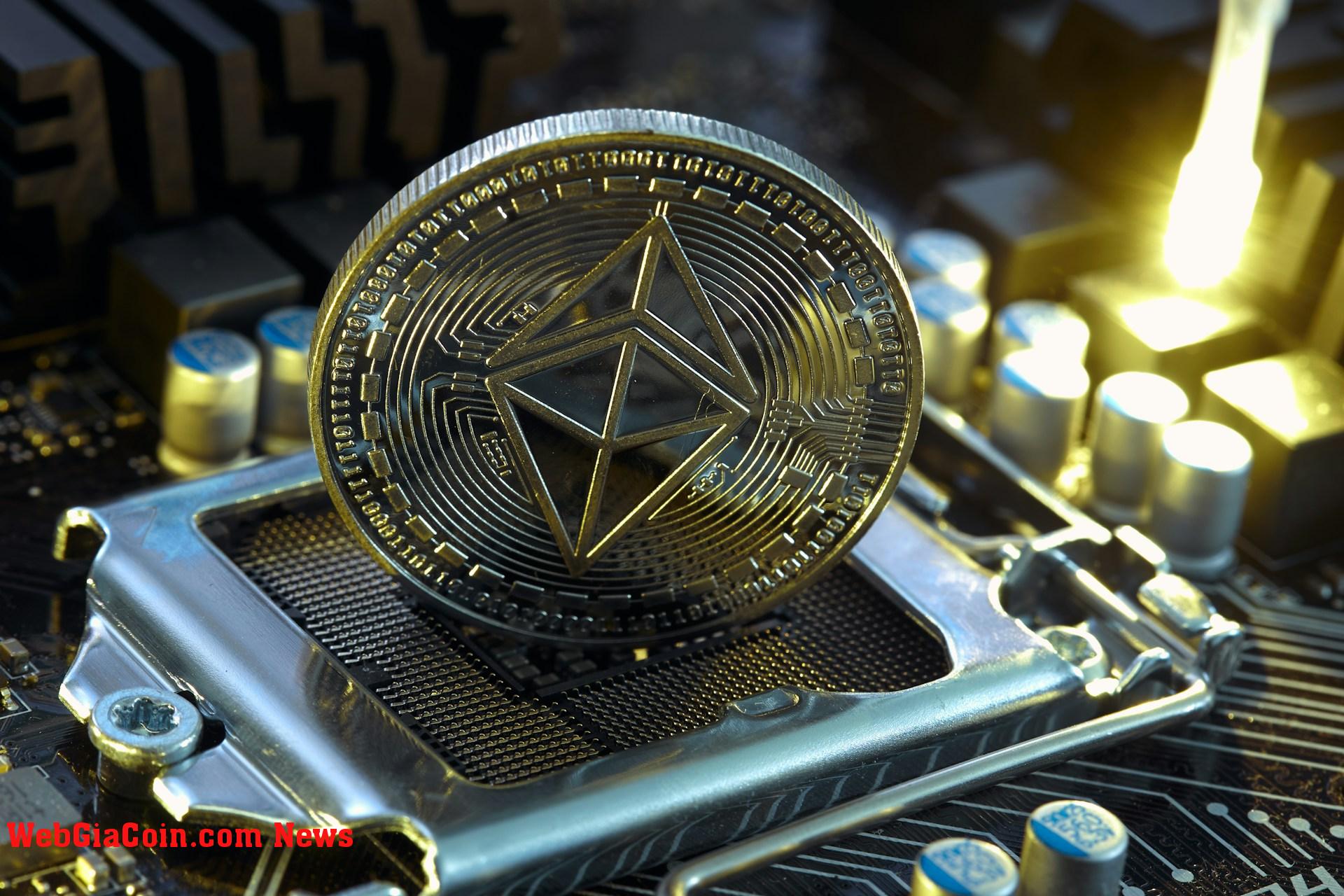 Ethereum tăng trưởng mạnh mẽ trong bối cảnh lãi suất tài trợ ổn định - Đây có phải là xu hướng tăng lành mạnh không?