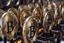 giá bitcoin: Một tháng ổn định đối với các máy khai thác sau tháng 4 đầy biến động