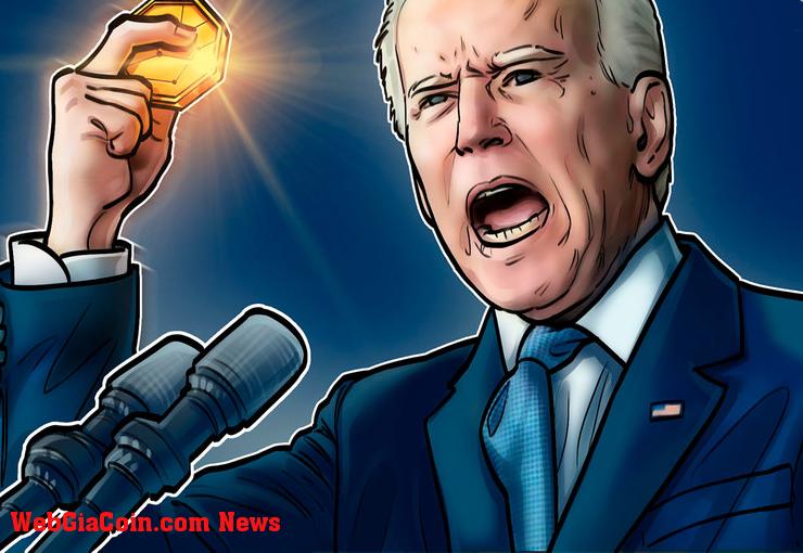 Tổng thống Mỹ Joe Biden kêu gọi các hãng công nghệ giải quyết rủi ro từ AI